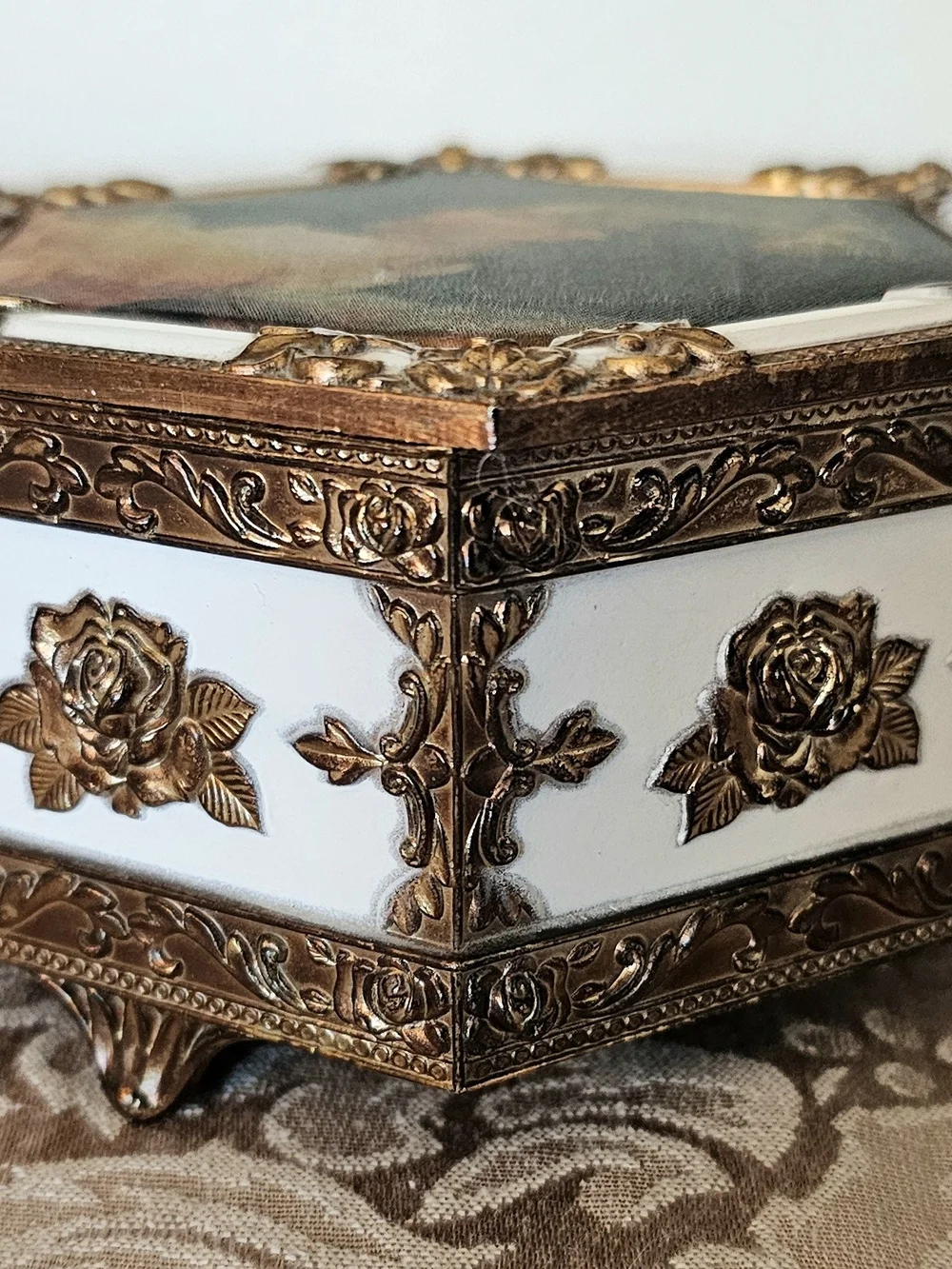 San Francisco Music Box Company elegant hexagon